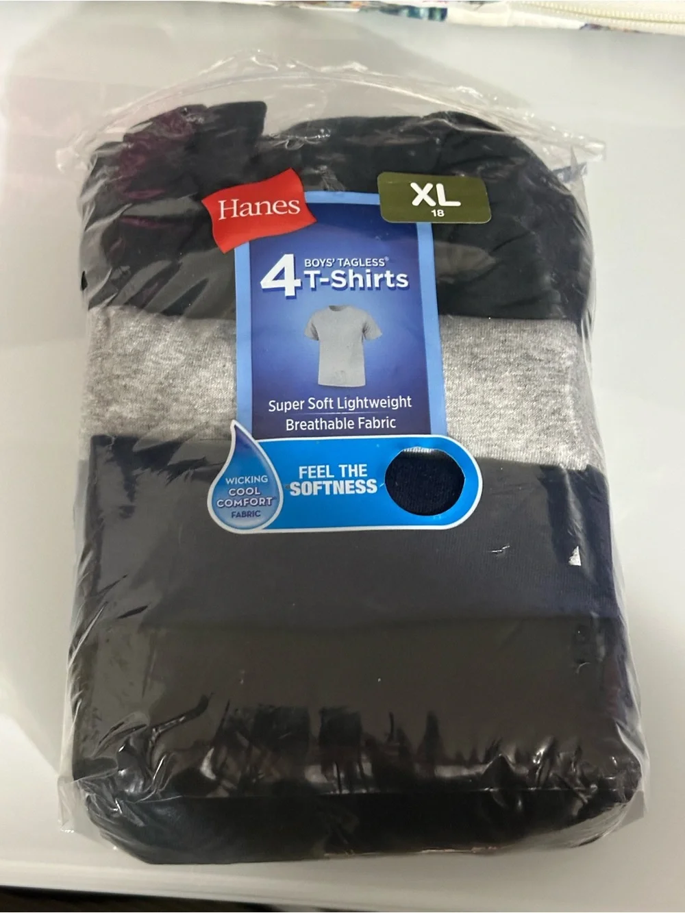 Hanes BOYS 4-Pack Tagless T-Shirts- NEW NEVER BEEN USED